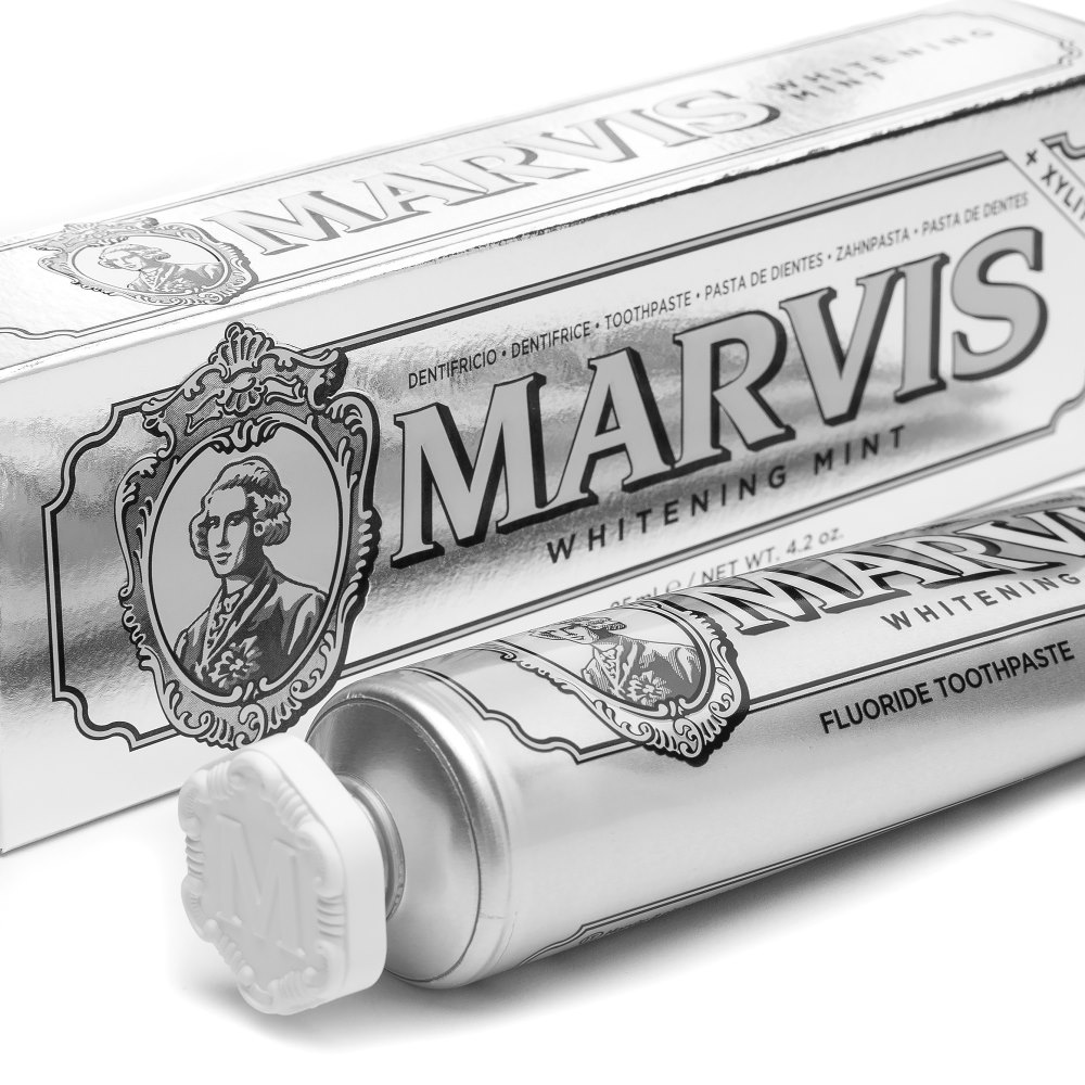 Зубная паста отбеливающая Мята серебристая - Marvis Whitening Mint Toothpaste